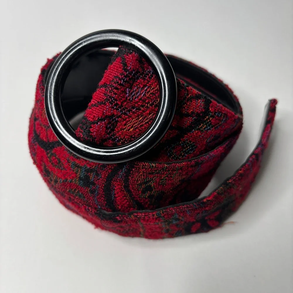 Vintage Red Paisley Tapestry Belt Round Black Buckle L Dark Romantic Whimsigoth